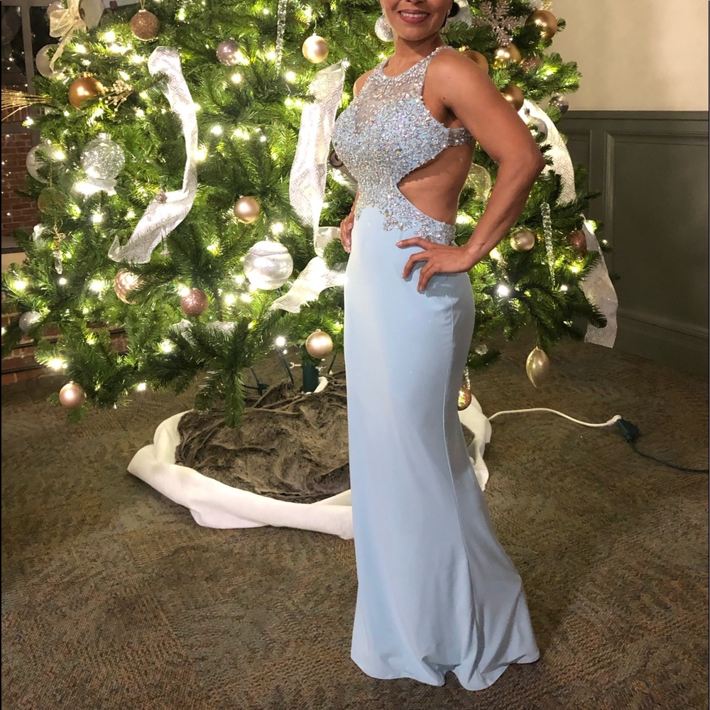 Open-Back Embellished Floor-Length Prom Dress